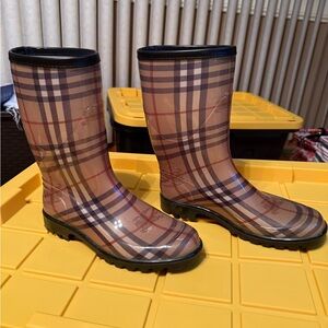 Burberry Plaid Rubber Calf High Leather Trim Rain Boots Size 39 (UK 6 )